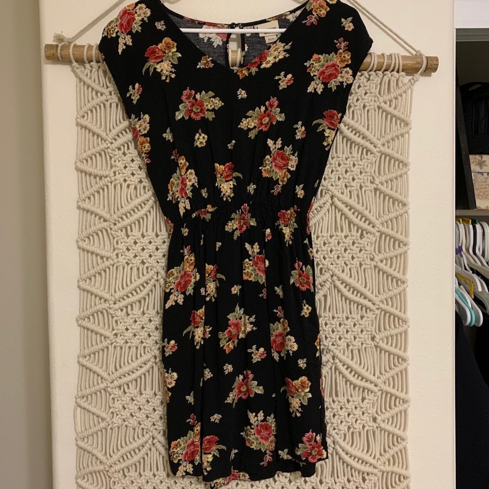 Flower dress!🌸🌼